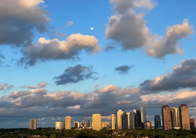 Photo 3 of Condo for sale at 1111 Bering Dr #1001, Houston, TX 77057 | MLS# 45131205 | Listing updated on 2026-07-01