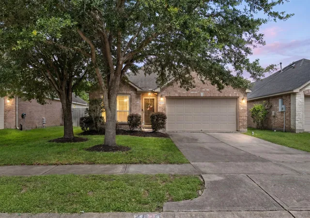 1st image of 2606 Silverton Bnd, Rosenberg, TX 77471 | MLS# 93842663