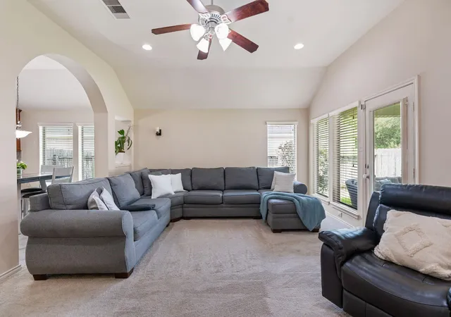 3rd image of 2606 Silverton Bnd, Rosenberg, TX 77471 | MLS# 93842663