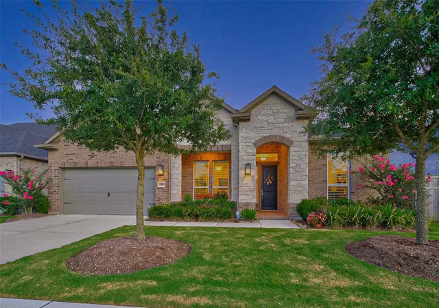 1st image of 28913 Autumn Shore Dr, Fulshear, TX 77441 | MLS# 39242485
