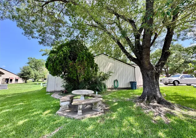 Photo 3 of Townhouse for sale at 30 Driving Range Ln #TH30, Trinity, TX 75862 | MLS# 19628255 | Listing updated on 2026-08-27