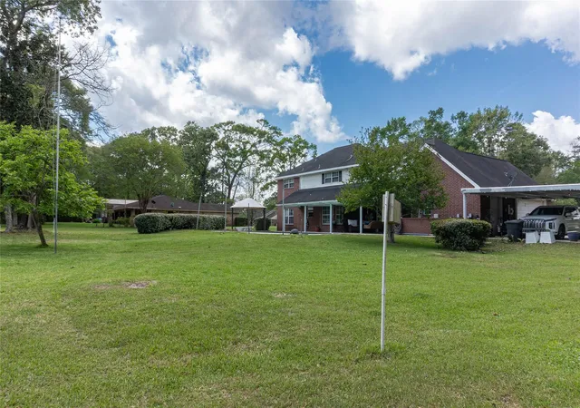 Homes for sale in Village Mills, TX | 108 White Oak, Village Mills, TX 77663 | MLS# 54267444