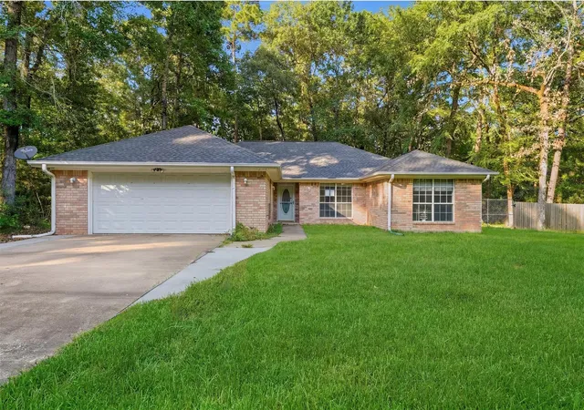 Photo 1 of Single family home for sale at 6 Lost Forest, Trinity, TX 75862 | MLS# 62977324 | Listing updated on 2026-09-14