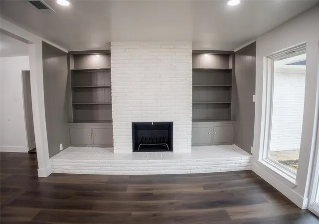 4th image of 5446 Loch Lomond Dr, Houston, TX 77096 | MLS# 21377363