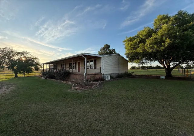 3rd image of 242 Mikeska Rd, Bellville, TX 77418 | MLS# 74609895
