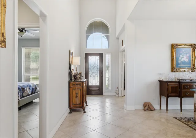 Photo 4 of Sale Pending at 1813 Emerald Tr Ln, Pearland, TX 77584 | MLS# 85754195 | Listing updated on 2026-09-14