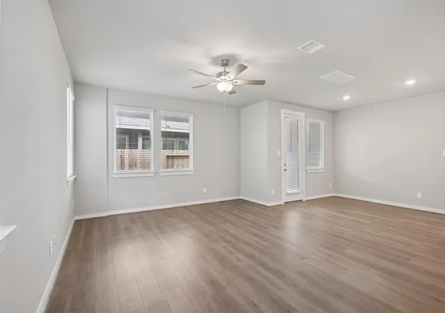 Photo 2 of Single family home for sale at 19923 Emerald Bnd Way, Atascocita, TX 77346 | MLS# 18828152 | Listing updated on 2026-08-27