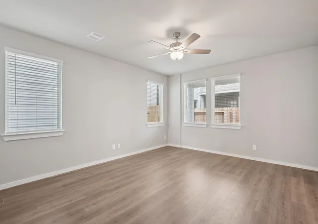 Photo 3 of Single family home for sale at 19923 Emerald Bnd Way, Atascocita, TX 77346 | MLS# 18828152 | Listing updated on 2026-08-27