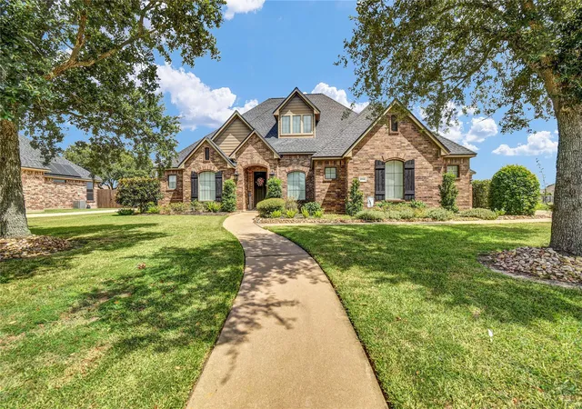 Photo 1 of Single family home for sale at 1016 Shady Oaks Dr, Angleton, TX 77515 | MLS# 76636524 | Listing updated on 2026-09-15
