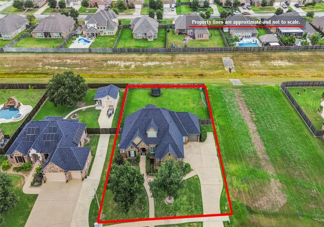 Photo 2 of Single family home for sale at 1016 Shady Oaks Dr, Angleton, TX 77515 | MLS# 76636524 | Listing updated on 2026-09-15