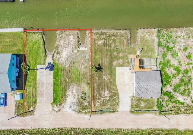 Photo 1 of Land for sale at 7022 E Hunter Dr, Hitchcock, TX 77563 | MLS# 88137053 | Listing updated on 2026-05-06