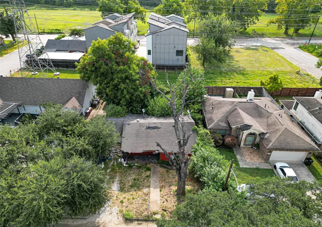 2nd image of 5110 Hardy St, Houston, TX 77009 | MLS# 57848333