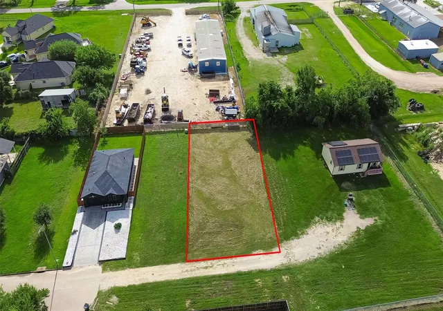 2nd image of 44 Heritage Dr, Brookshire, TX 77423 | MLS# 5995611