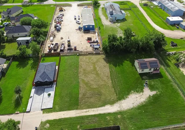 Photo 3 of Land for sale at 44 Heritage Dr, Brookshire, TX 77423 | MLS# 5995611 | Listing updated on 2026-06-14