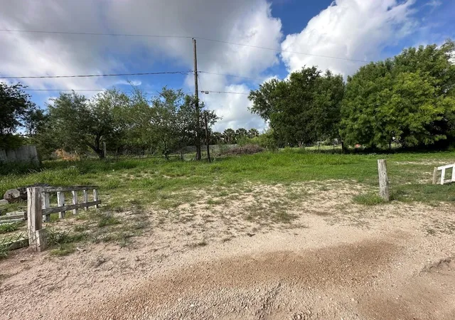 3rd image of 7024 N Taylor Rd, Mc Allen, TX 78504 | MLS# 30477594
