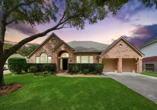 Photo 1 of Single family home for sale at 16635 Lasting Shadow Cir, Houston, TX 77095 | MLS# 13150951 | Listing updated on 2026-09-20