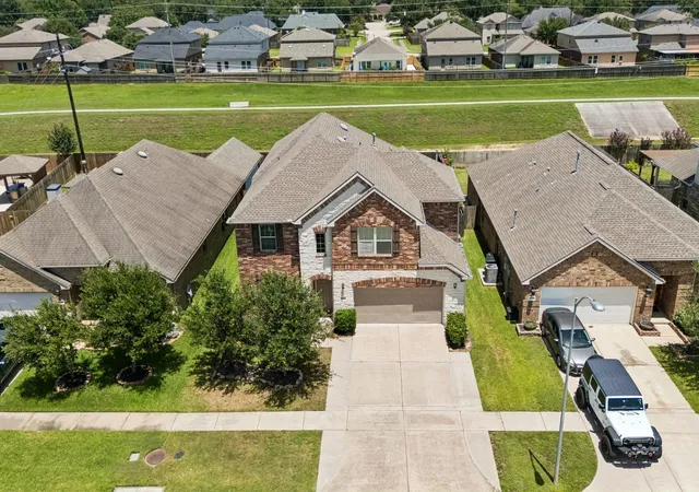 27th image of 24622 Emerald Pool Falls Dr, Tomball, TX 77375 | MLS# 31115346