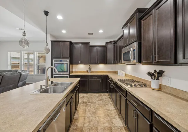 5th image of 24622 Emerald Pool Falls Dr, Tomball, TX 77375 | MLS# 31115346