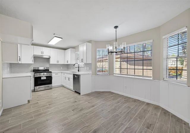 Photo 4 of Single family home for sale at 6038 Greenmont Dr, Houston, TX 77092 | MLS# 23733760 | Listing updated on 2026-07-19