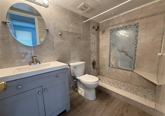 Photo 3 of Condo for sale at 9550 Deering Dr #210, Houston, TX 77036 | MLS# 90096010 | Listing updated on 2026-07-22