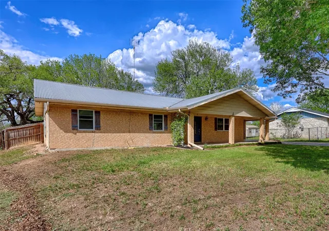 Photo 3 of Sale Pending at 705 S La Grange St, Flatonia, TX 78941 | MLS# 93808080 | Listing updated on 2026-09-24