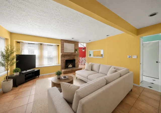 Photo 3 of Single family home for sale at 16618 Quiet Trl Dr, Humble, TX 77396 | MLS# 11425458 | Listing updated on 2026-08-01