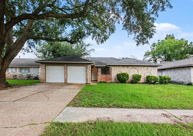 Photo 1 of Single family home for sale at 4806 Marywood Dr, Spring, TX 77388 | MLS# 45126230 | Listing updated on 2026-08-21