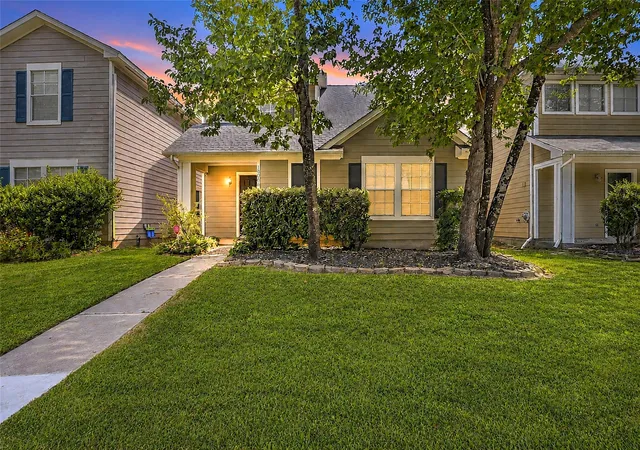 Homes for sale in Humble, TX | 18906 Atasca Oaks Dr, Humble, TX 77346 | MLS# 53579965