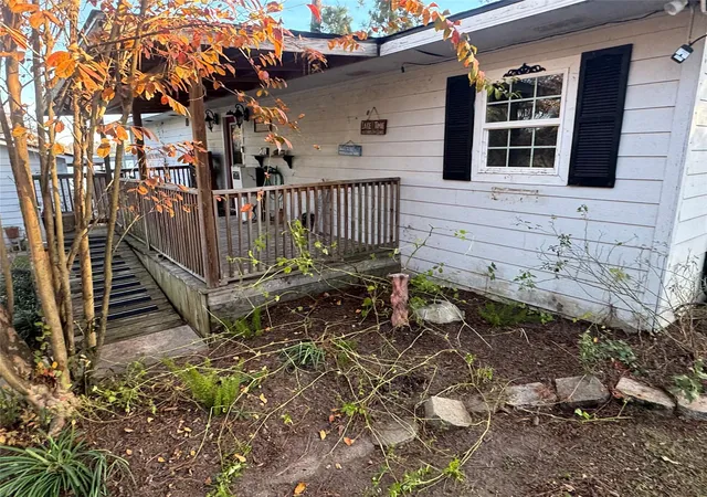 2nd image of 210 Willow Bnd, Onalaska, TX 77360 | MLS# 16010032