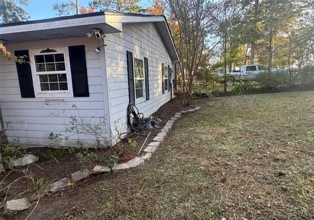 3rd image of 210 Willow Bnd, Onalaska, TX 77360 | MLS# 16010032