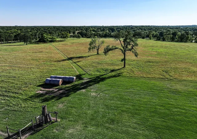 Homes for sale in Groesbeck, TX | 145 Private Road 5749, Groesbeck, TX 76642 | MLS# 22053712
