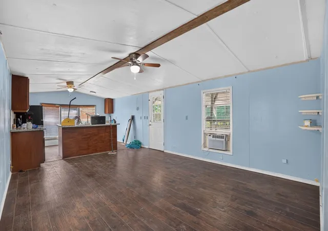 Photo 3 of Single family home for sale at 20 Juanita Ln, Shepherd, TX 77371 | MLS# 11052301 | Listing updated on 2026-07-25