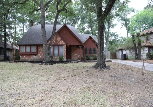 Photo 1 of Single family home for sale at 2027 Shadow Rock Dr, Houston, TX 77339 | MLS# 75995293 | Listing updated on 2026-08-28