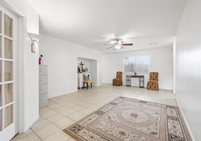 Photo 3 of Single family home for sale at 28723 Sedgefield St, Spring, TX 77386 | MLS# 12771007 | Listing updated on 2026-09-09