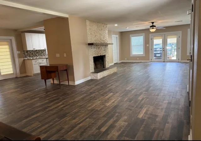Homes for sale in Lexington, TX | 204 N Rockdale St, Lexington, TX 78947 | MLS# 31446607