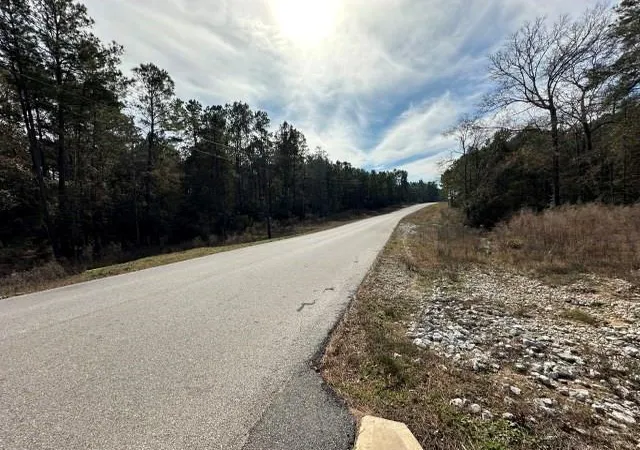 Photo 4 of Single family home for sale at 875 Lonestar Rd, Huntsville, TX 77340 | MLS# 30429064 | Listing updated on 2026-10-08