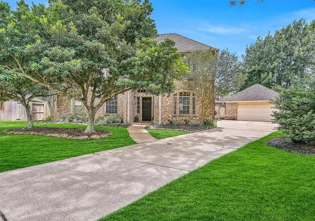 1st image of 1402 Pine Meadow Ct, Pearland, TX 77581 | MLS# 57544046