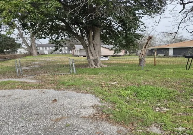 Photo 1 of Land for sale at 3013 Reid St, Houston, TX 77026 | MLS# 38374993 | Listing updated on 2026-08-30