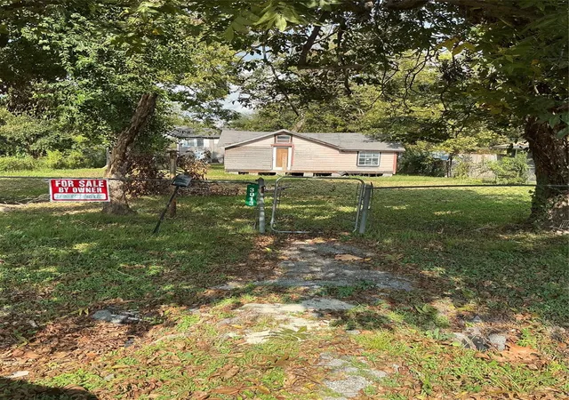Photo 3 of Land for sale at 3013 Reid St, Houston, TX 77026 | MLS# 38374993 | Listing updated on 2026-08-30