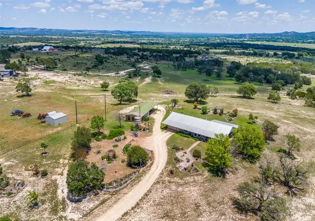 Homes for sale in Comfort, TX | 369B Sakewitz, Comfort, TX 78013 | MLS# 45371512