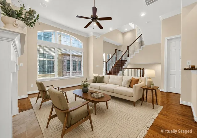 Photo 2 of Single family home for sale at 5938 Kansas St, Houston, TX 77007 | MLS# 86649938 | Listing updated on 2026-08-28
