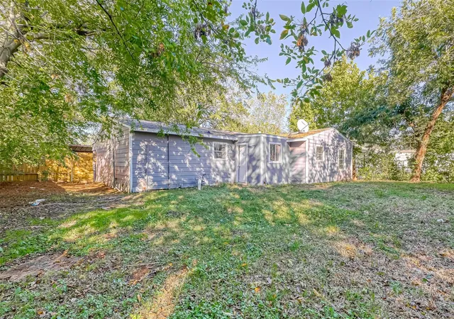 13th image of 5102 Lyndhurst Dr, Houston, TX 77033 | MLS# 43863454