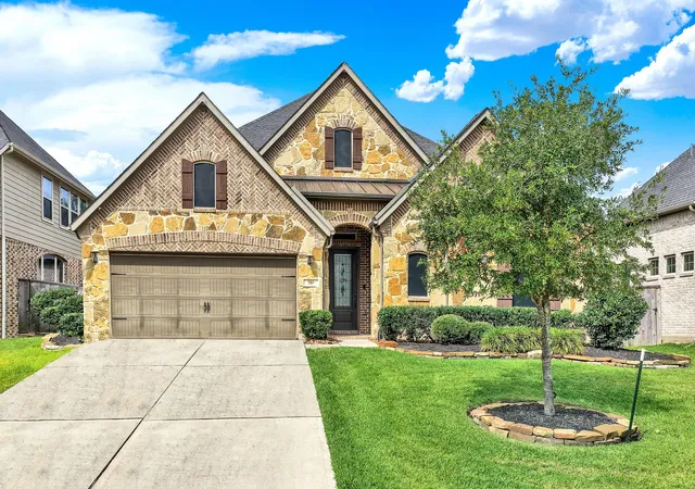 Homes for sale in Pinehurst, TX | 510 Blossom Cove Ct, Pinehurst, TX 77362 | MLS# 14929504