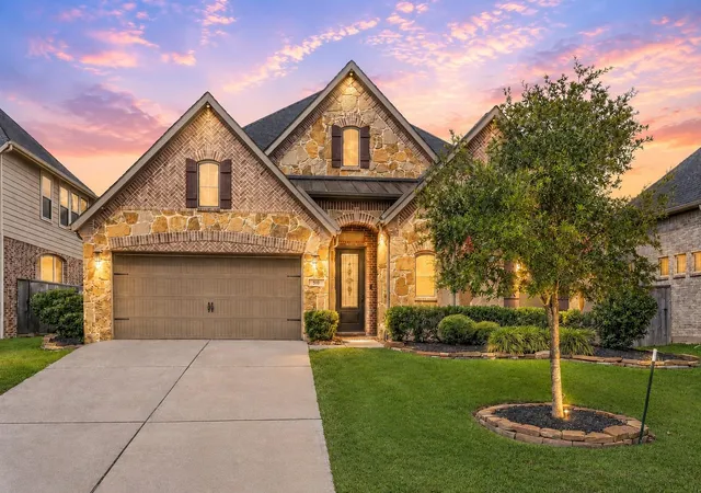 Homes for sale in Pinehurst, TX | 510 Blossom Cove Ct, Pinehurst, TX 77362 | MLS# 14929504