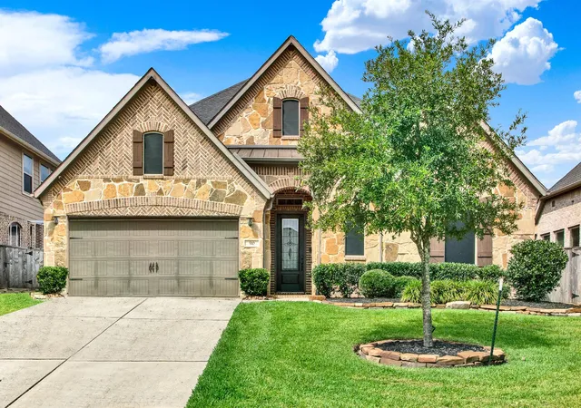 Homes for sale in Pinehurst, TX | 510 Blossom Cove Ct, Pinehurst, TX 77362 | MLS# 14929504