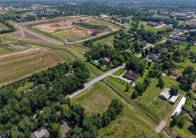 Photo 2 of Land for sale at 15721 Oleta Ln, Sugar Land, TX 77498 | MLS# 52768187 | Listing updated on 2026-09-25