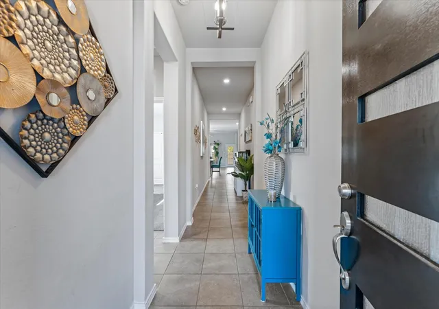 2nd image of 31007 Oakley Glen Ct, Conroe, TX 77385 | MLS# 960741