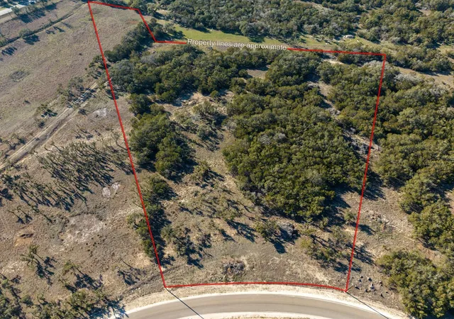 3rd image of 642 Windmill Ridge Dr, Blanco, TX 78606 | MLS# 30957374