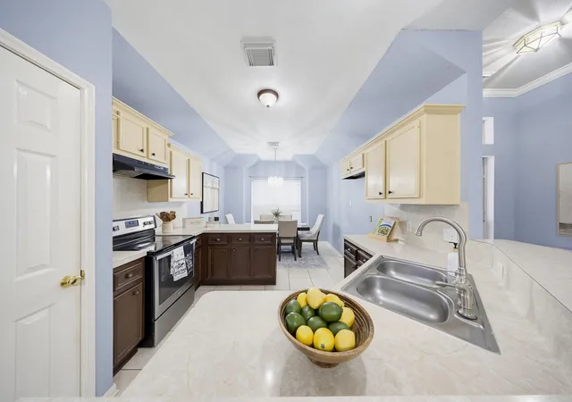 Photo 3 of Sale Pending at 14131 Dartwood Dr, Houston, TX 77049 | MLS# 18128194 | Listing updated on 2026-09-14