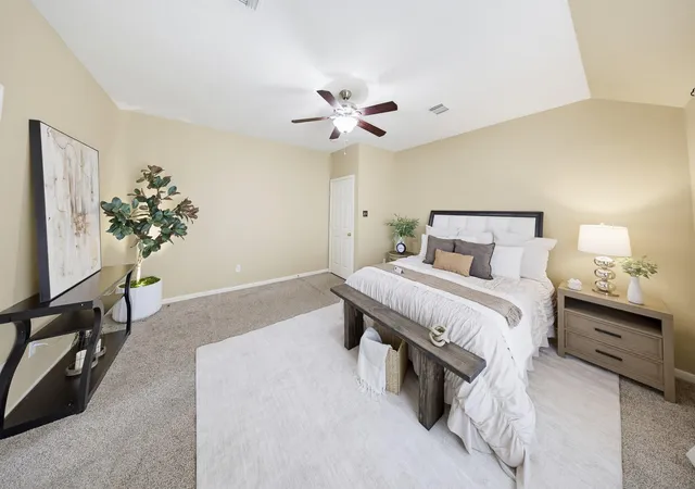 Photo 3 of Sale Pending at 14131 Dartwood Dr, Houston, TX 77049 | MLS# 18128194 | Listing updated on 2026-09-14